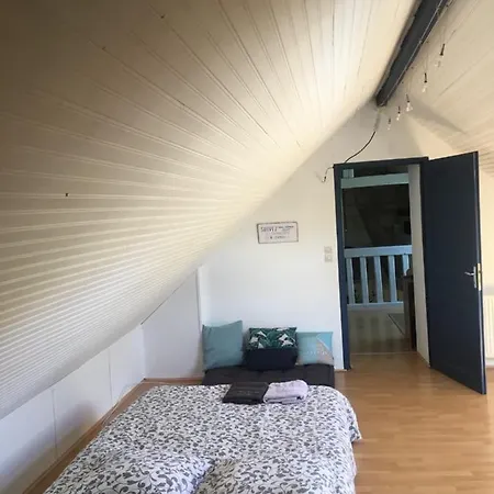 272 Le Valon Homestay