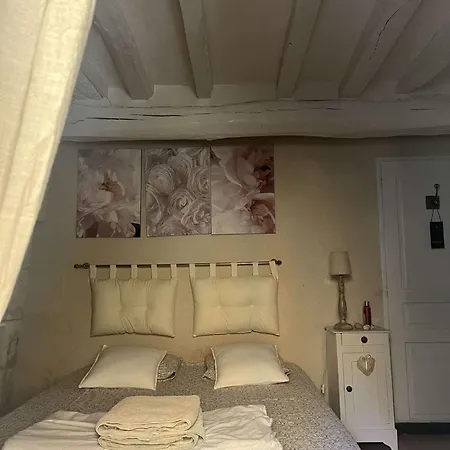 272 Le Valon Homestay *